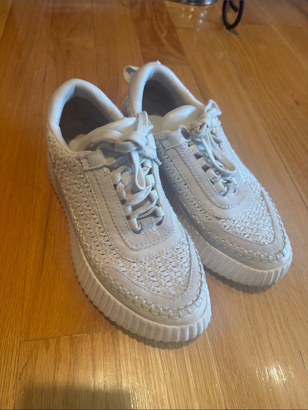Dolce Vita Ivory Dolen Platform Sneakers size 8